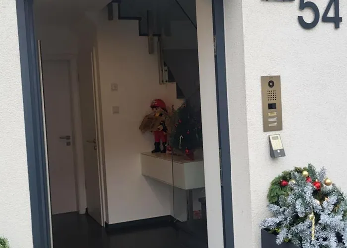 Bei Playmobil Eg,130m2,grosse Terassen,24h Self Check-in, Free Parking شقة *