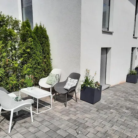 Appartement Bei Playmobil Eg,130m2,grosse Terassen,24h Self Check-in, Free Parking Zirndorf