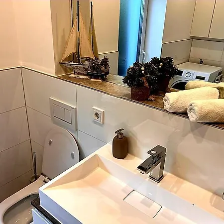 Appartement Bei Playmobil Eg,130m2,grosse Terassen,24h Self Check-in, Free Parking *