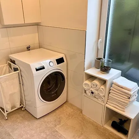 Appartement Bei Playmobil Eg,130m2,grosse Terassen,24h Self Check-in, Free Parking *